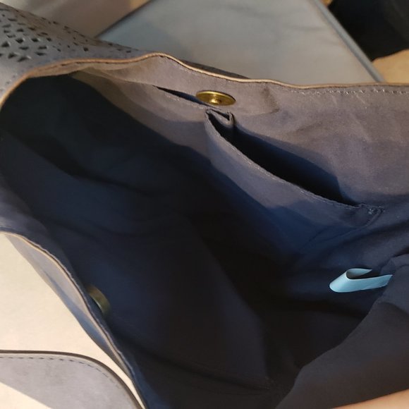 Women's Large Navy Blue Shoulder Bag - Picture 3 of 7